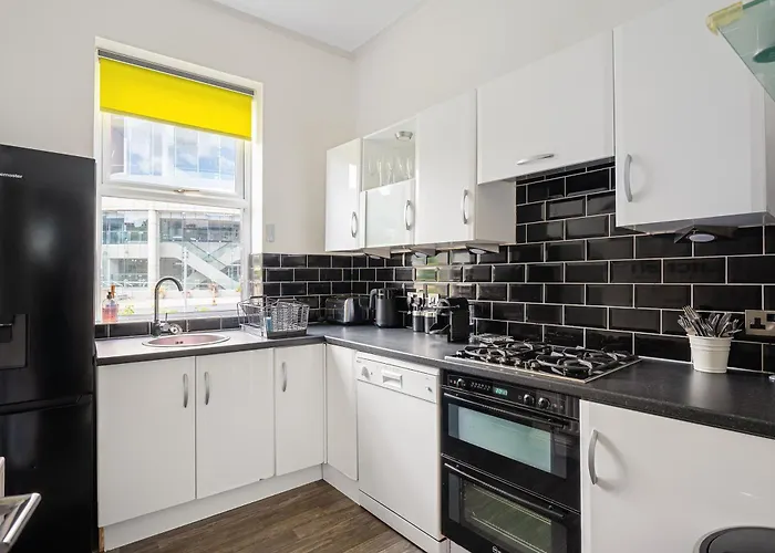 Apartamento Strawberry One - 3 En-suite Bedrooms, Private Parking - Harrogate